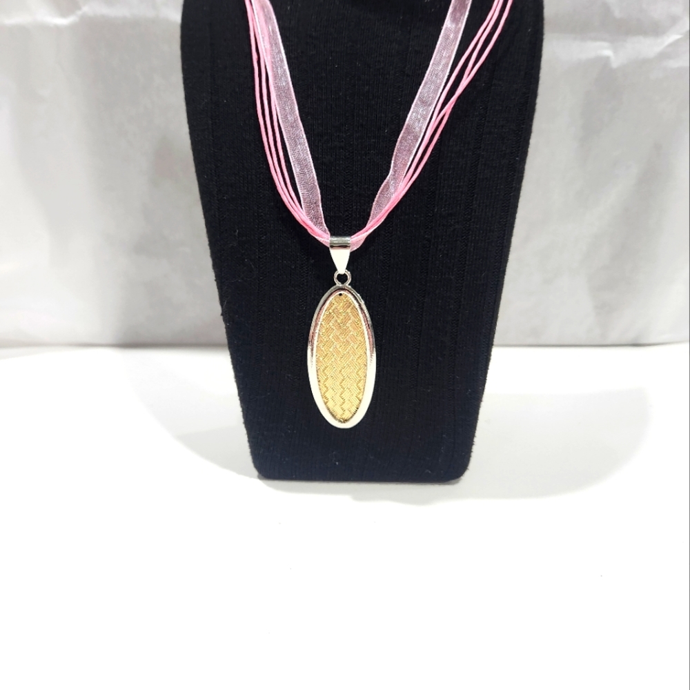 Fashionable Pendant